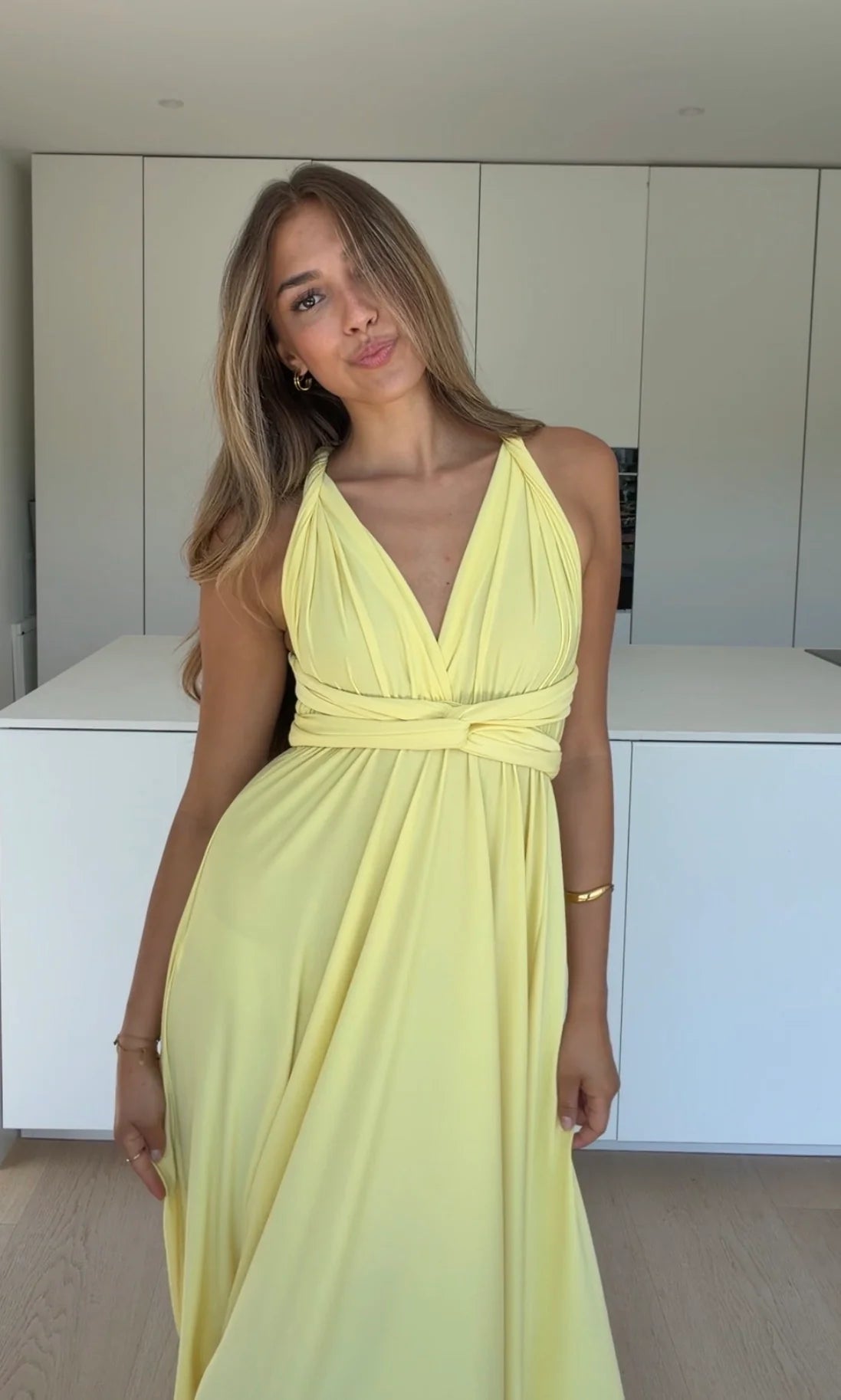 Marina — Vestido Maxi Escote Halter Boho