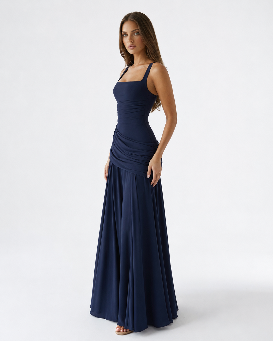 Enie — Vestido Maxi Fruncido Escote Recto
