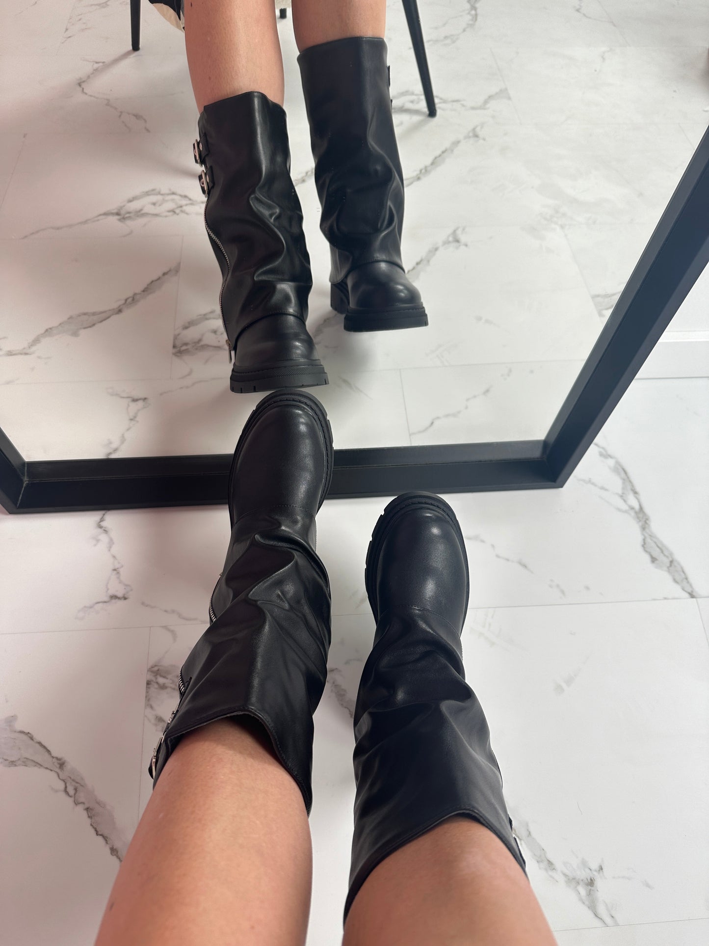 Abril — Botas Track con Cremallera