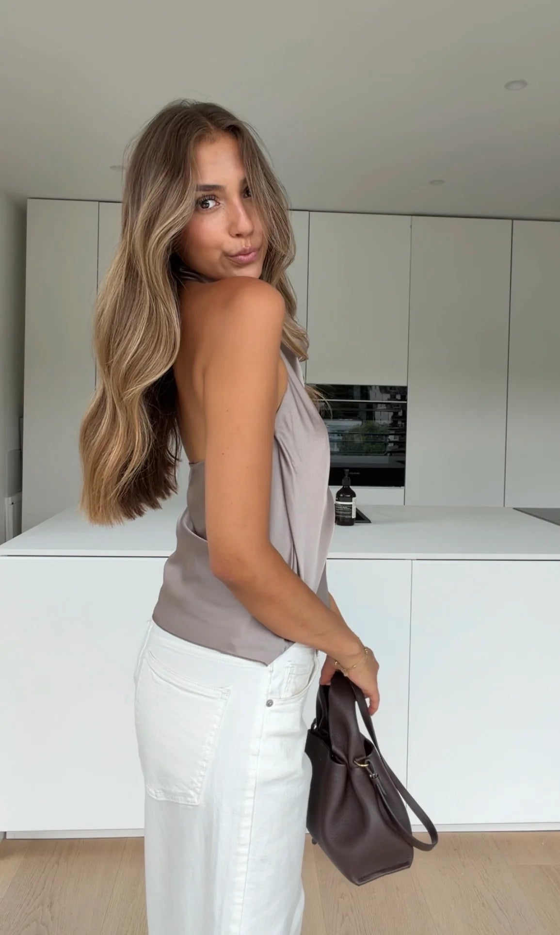 Carmen — Top Satinado Halter