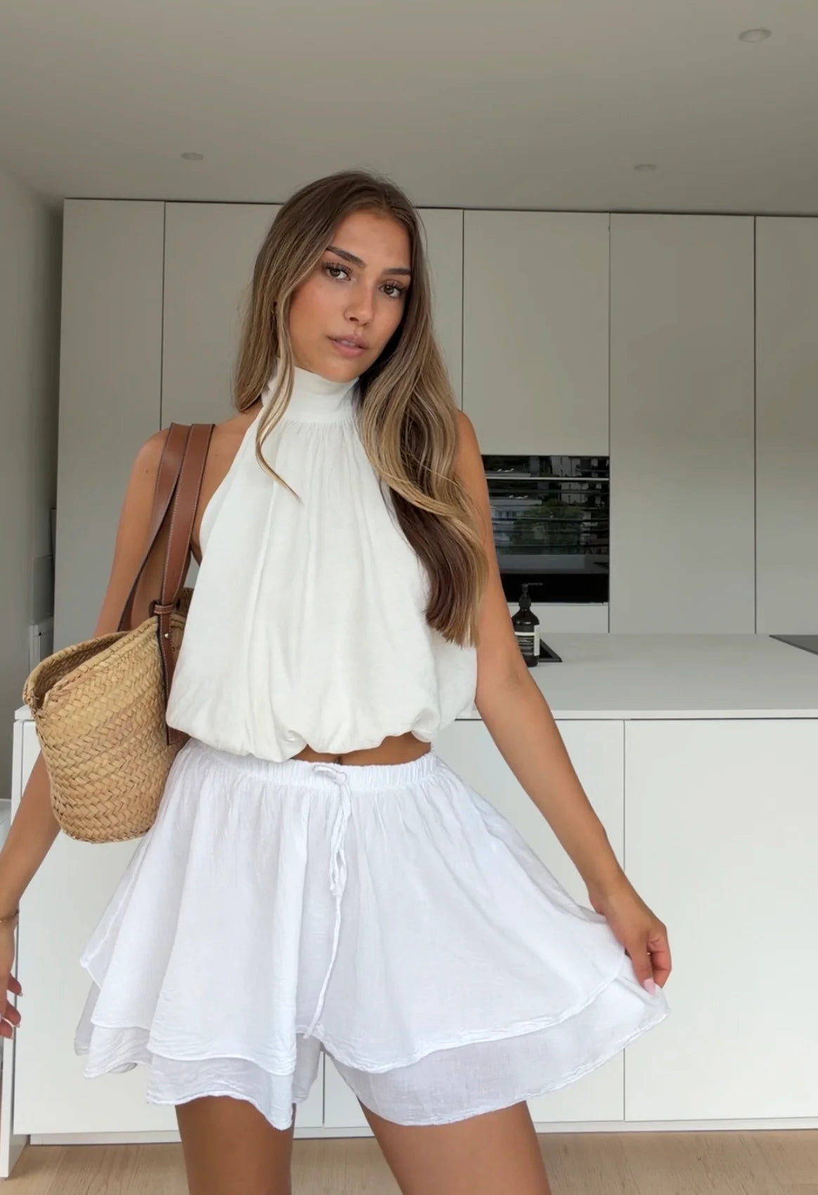Noa — Top Halter Cuello Alto