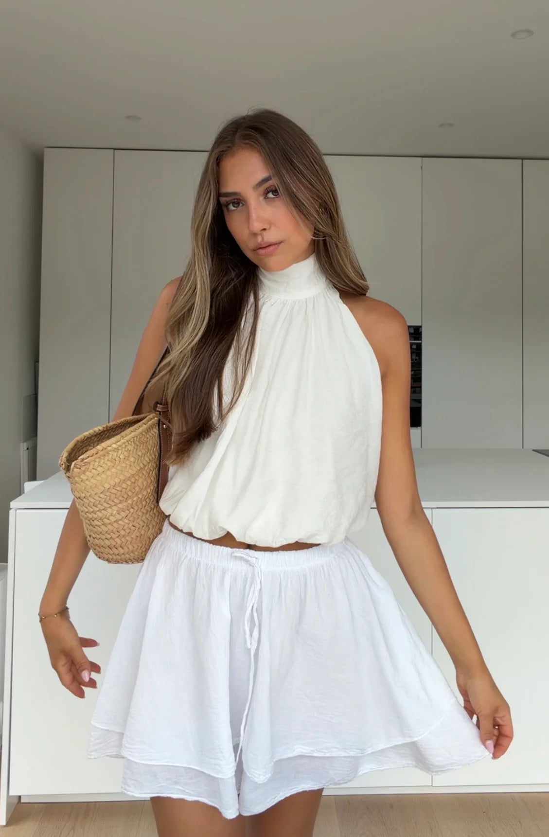 Noa — Top Halter Cuello Alto