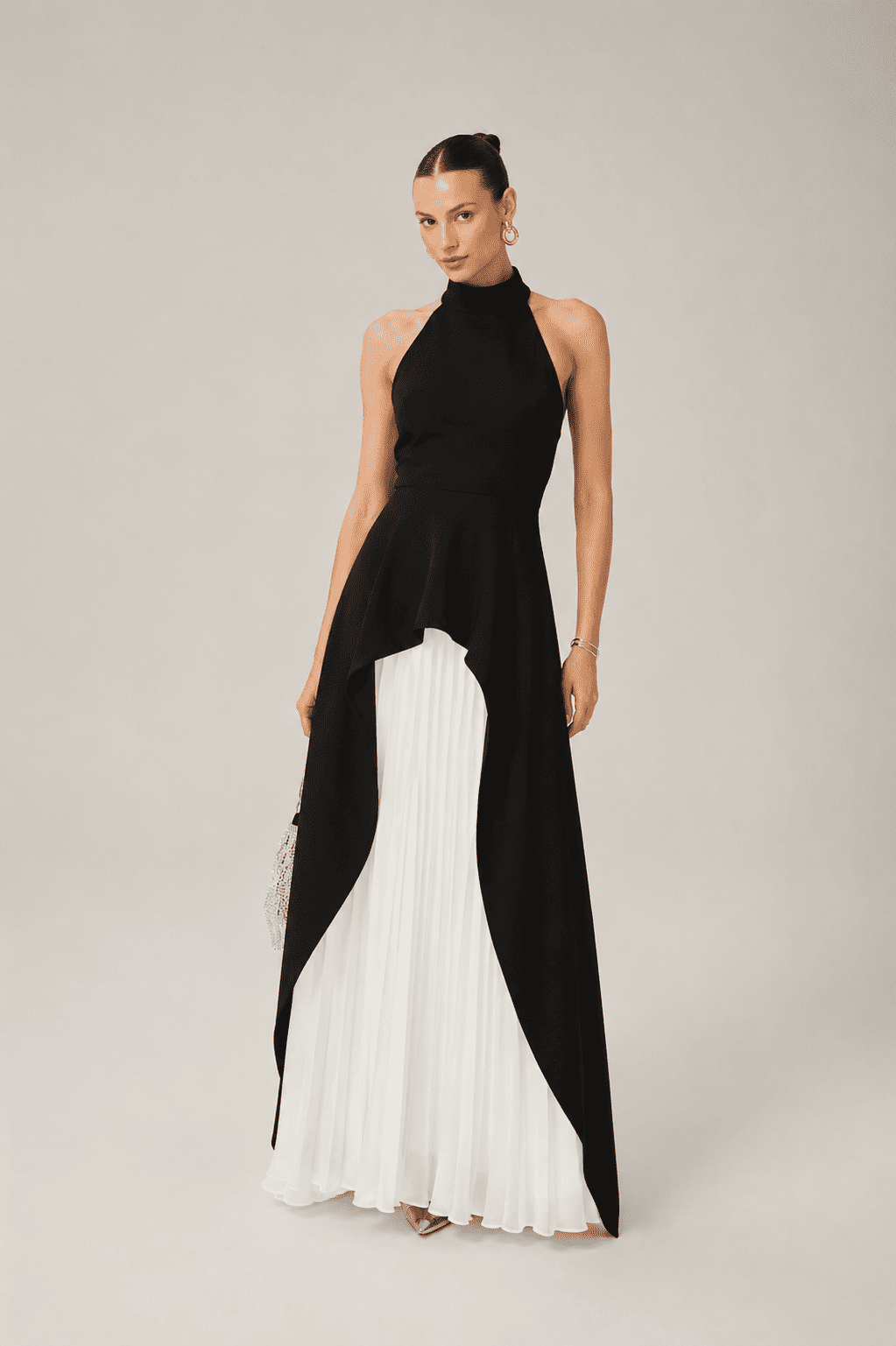 Inés — Vestido Largo Halter Drapeado Asimétrico