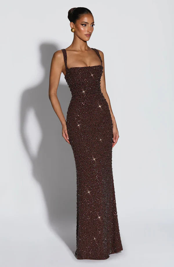 Isabela — Vestido Maxi Lentejuelas Escote Cuadrado